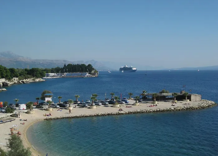 Beaches & Park Marjan Lägenhet