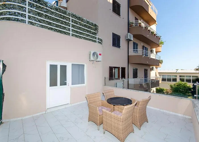 Beaches & Park Marjan *