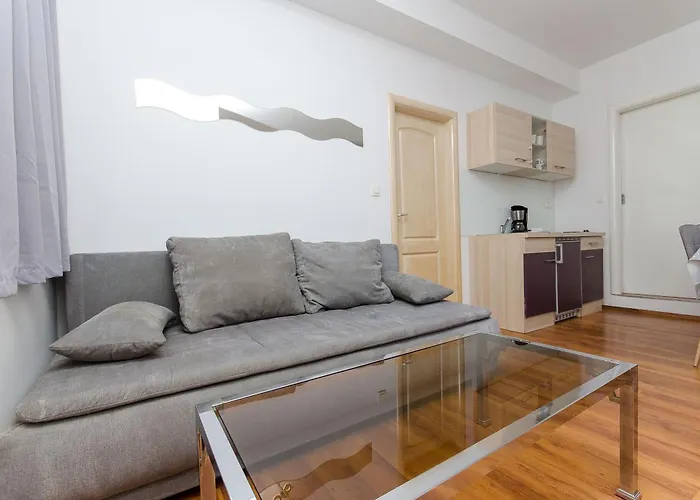 Beaches & Park Marjan Apartamento